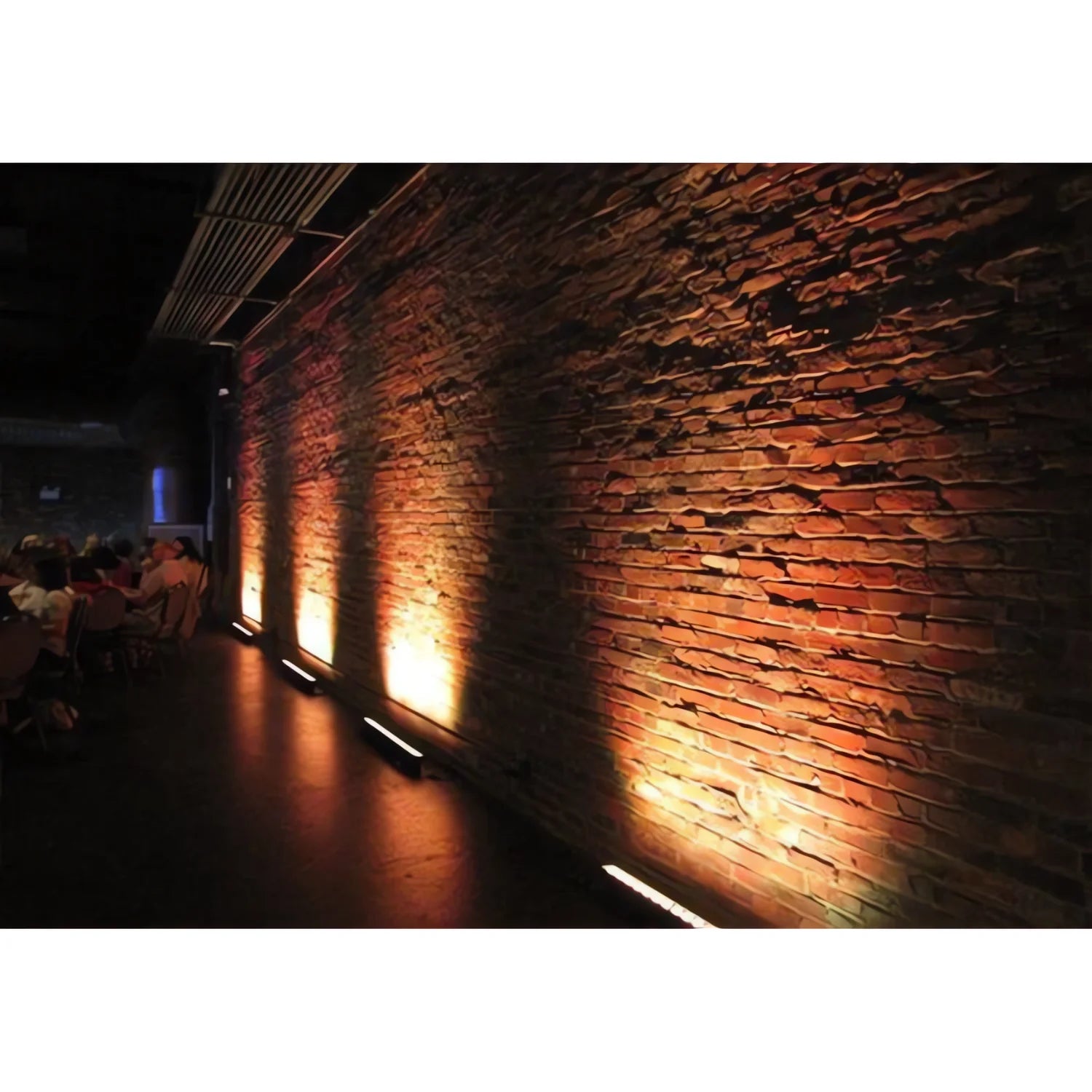 كشاف الترالايت جداري خارجي (YL6706F) – إضاءة حائط ضد الماء 36 واط بعدسات OSRAM